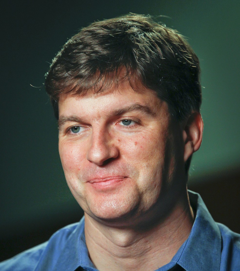 Investidor Michael Burry, retratado em ‘A Grande Aposta’, mira contra ...