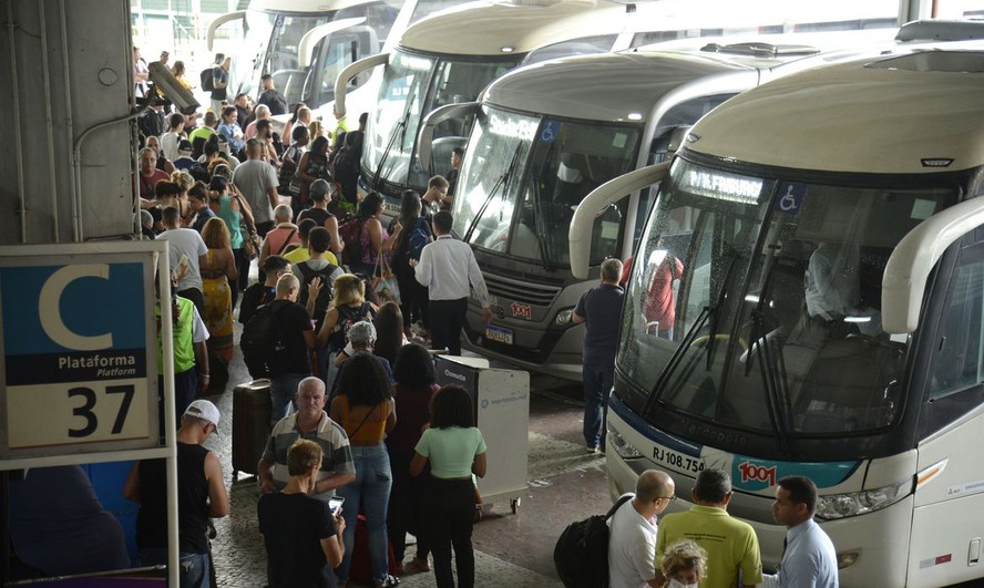 Como chegar até Acai Topzera em Contagem de Ônibus?