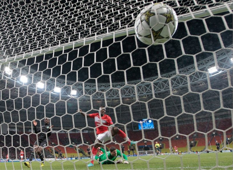Agenciadora de jogadores de futebol consegue excluir ISS da base do PIS e Cofins