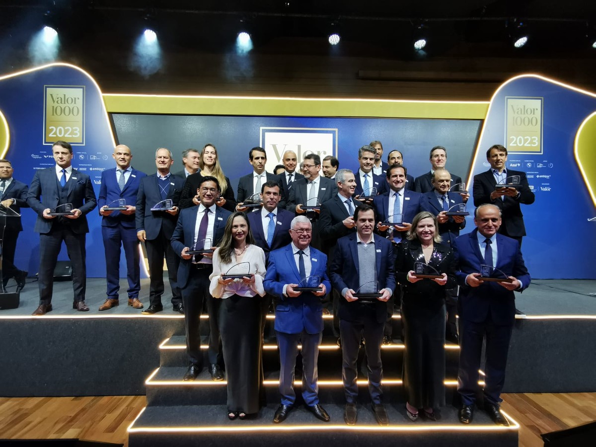 Valor 1000 premia as empresas campeãs de 2023 e recebe os relatores da reforma tributária no congresso