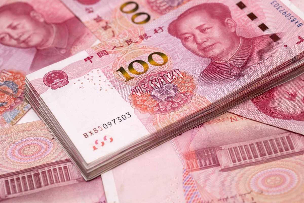 Dólar renova máximas frente ao yuan com tensões comerciais entre EUA e China no foco