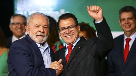 Lula escala Luiz Marinho para fazer pronunciamento em rádio e TV no 1º de Maio