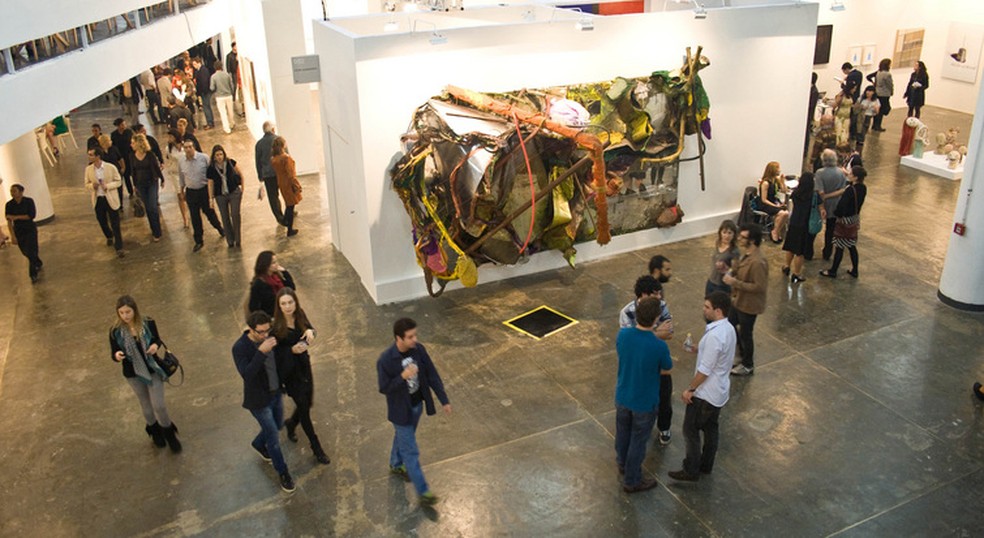 Nona edição da feira ocorre entre 3 e 7 de abril no pavilhão do Ibirapuera e reúne 122 galerias de 15 países — Foto: Alf Ribeiro/Folhapress