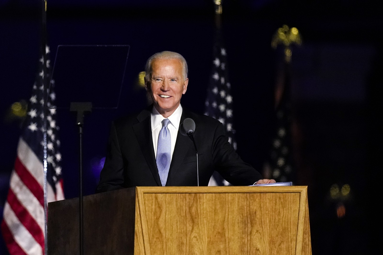 Em 7 de novembro, a mídia americana declara Joe Biden presidente eleito dos EUA após sua vitória na Pensilvânia