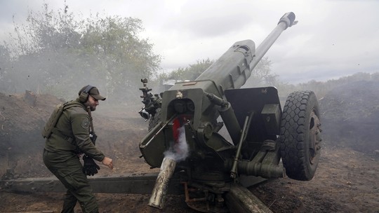 Ataque de míssil russo mata 14 pessoas em cidade ucraniana 