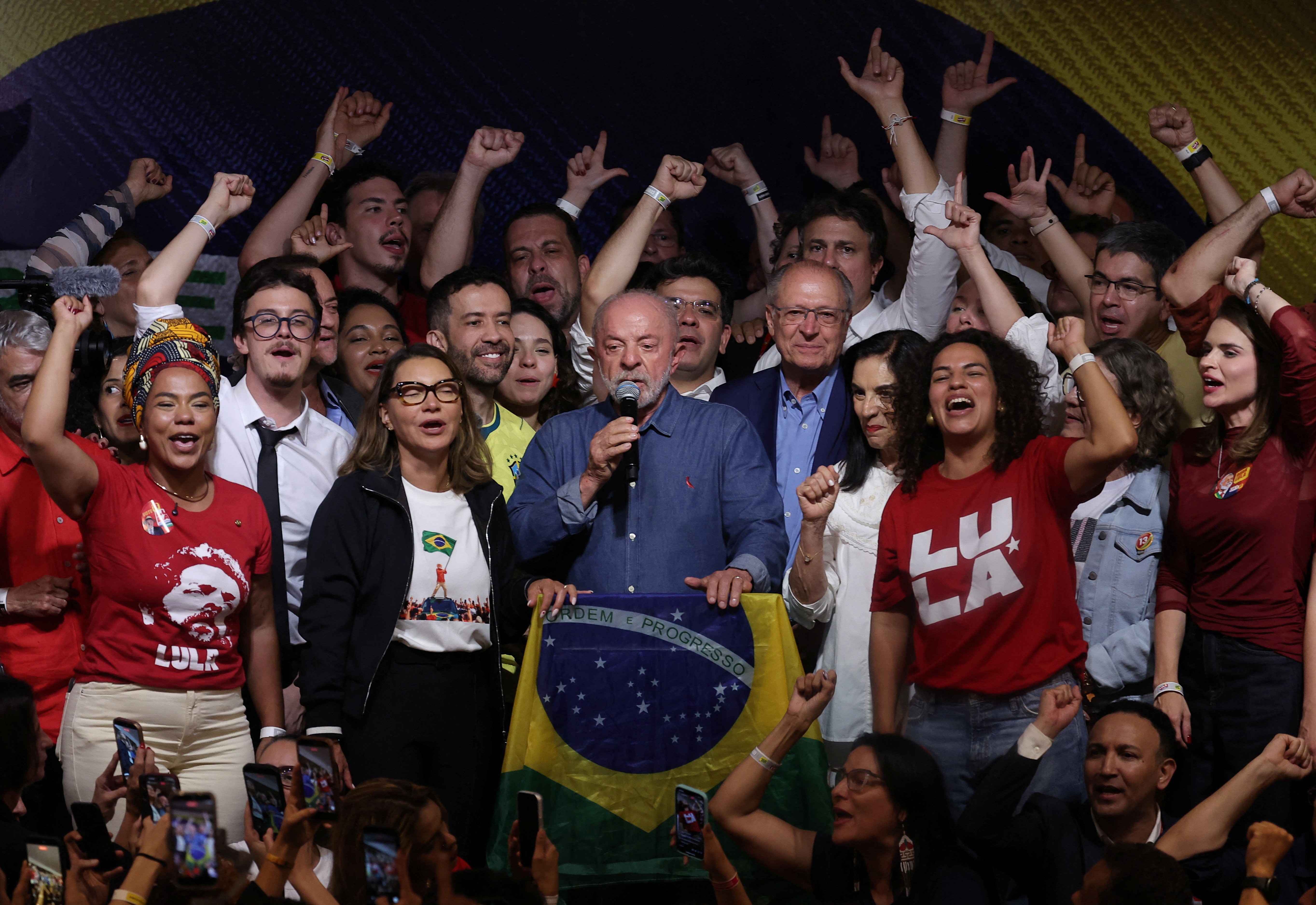Lula promete governo mais digital, com universalização do ensino integral e proteção ao idoso - Foto
