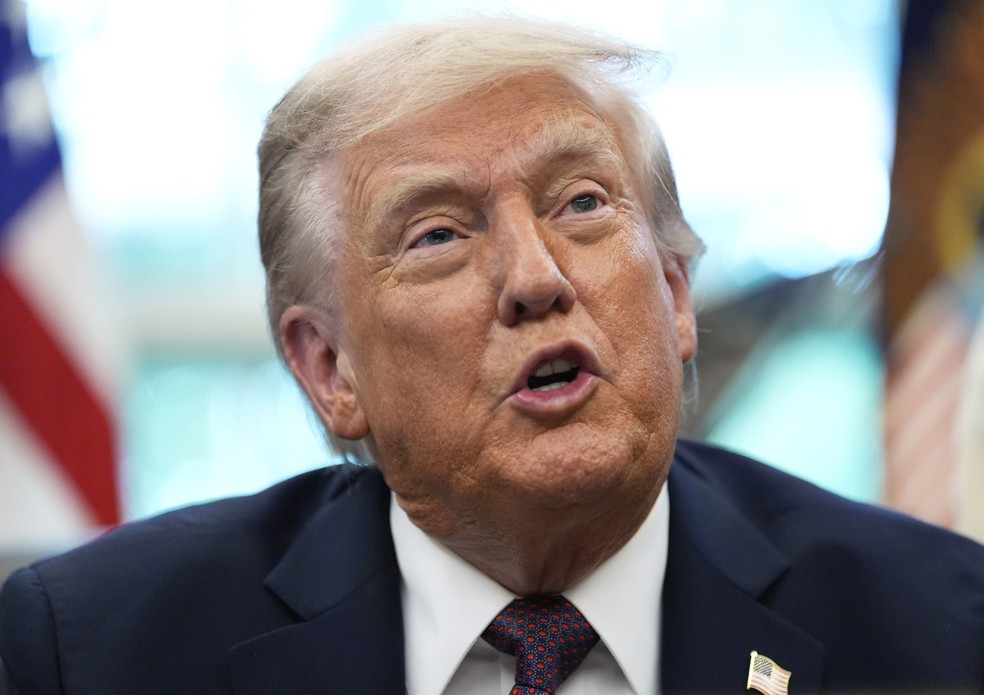 Presidente dos EUA pediu ao órgão regulador que analise o plano de mudança nas regras de demonstrações financeiras — Foto: Alex Brandon/AP