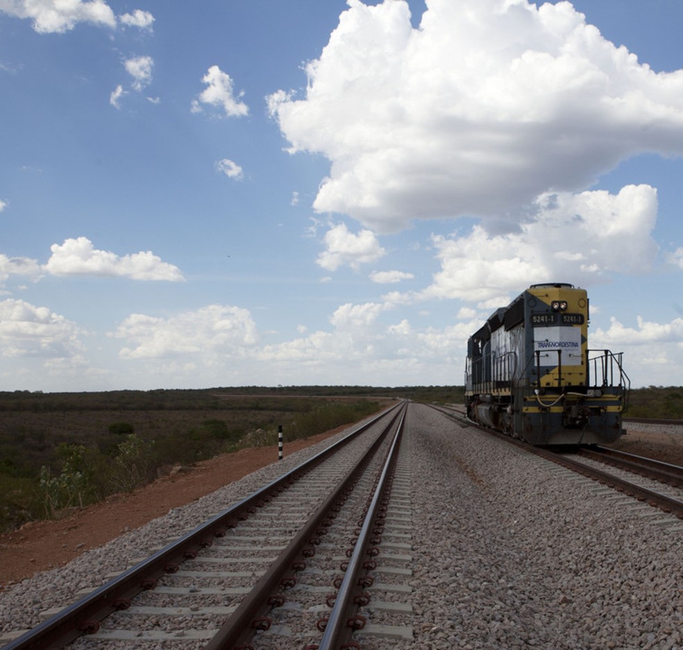 Transnordestina: ferrovia terá 1753 km passando por 81 municípios — Foto: Adi Leite/Valor