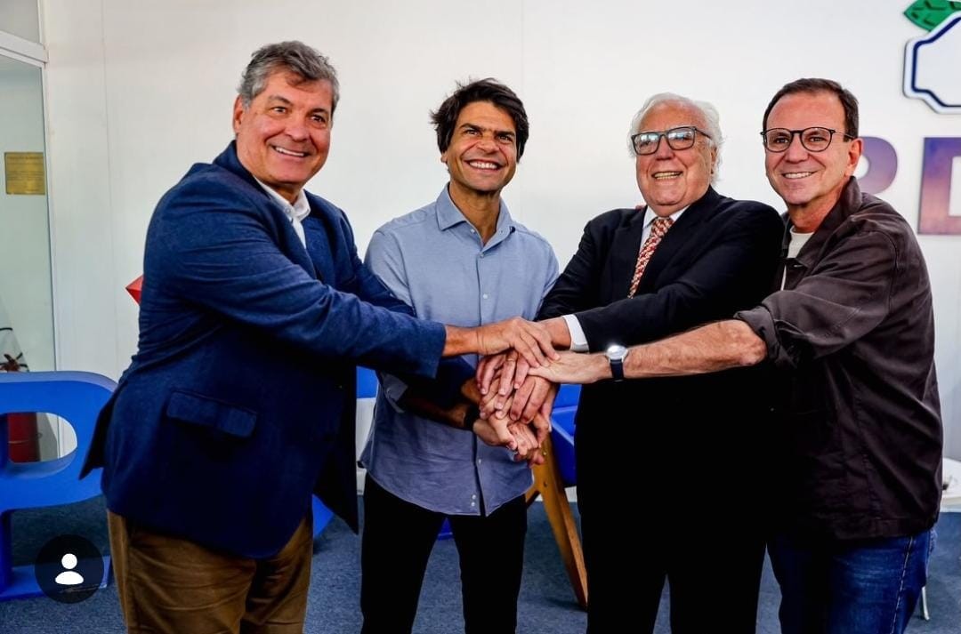 Pedro Paulo escolhe Miro Teixeira e Sávio Neves para suplentes do Senado no Rio - QTU Questões do Universo