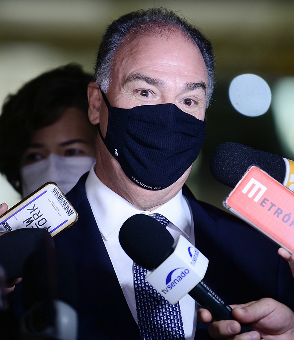 Bezerra: relator enviará à equipe econômica pedido para tirar Fundef do teto — Foto: Pedro França/Agência Senado