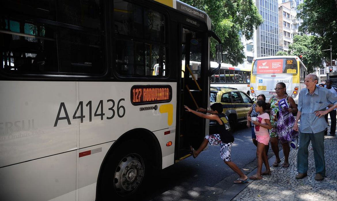 Inflação em 12 meses de monitorados é a menor desde junho de 2023