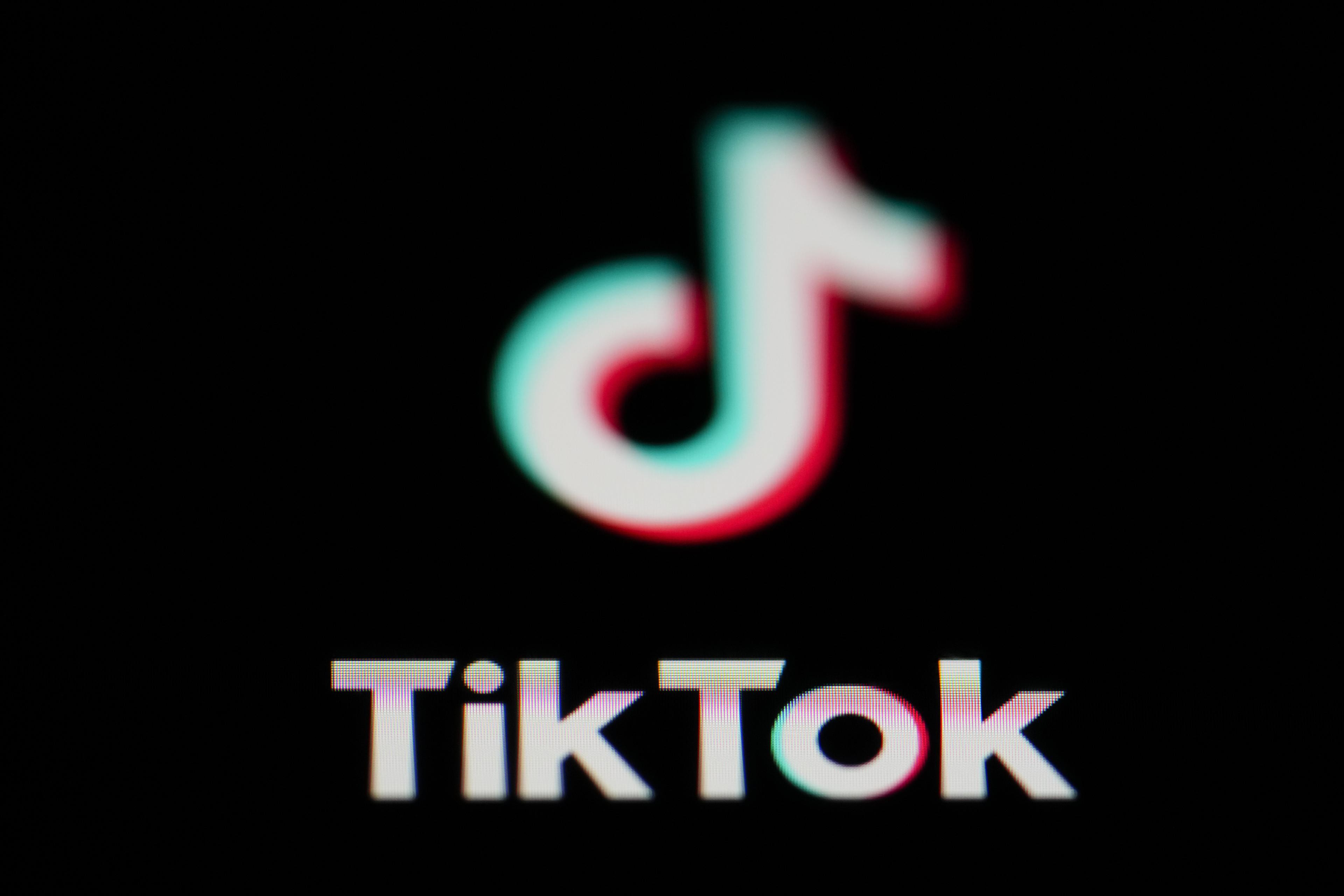 Trump diz que vai publicar decreto nesta segunda-feira para adiar proibição do TikTok