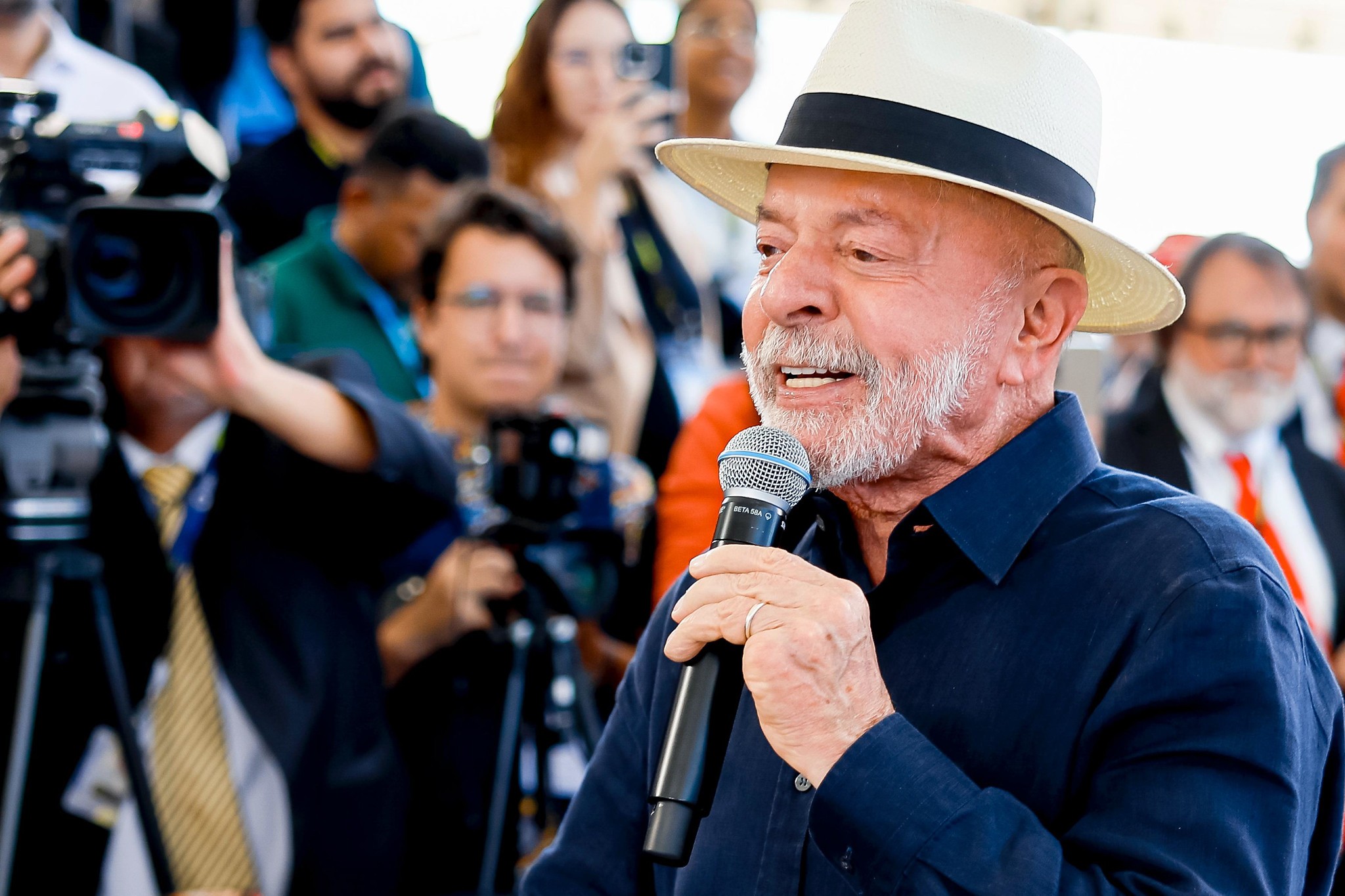Genial/Quaest: aprovação do governo Lula melhora entre joven