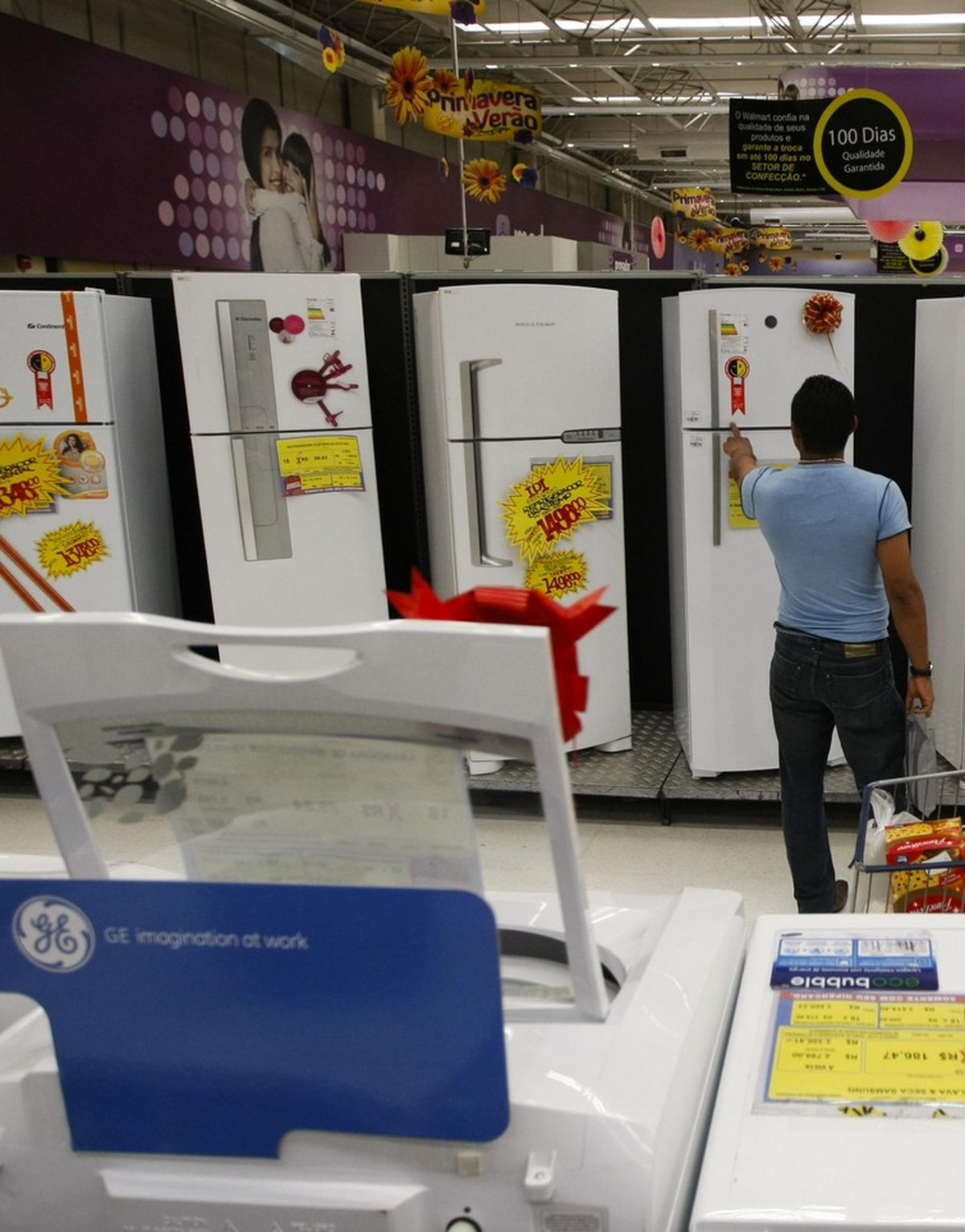 Vendas da ‘linha branca’ devem crescer 3,2% em 2023, projeta associação