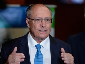 Pauta do Mdic e rigor fiscal exigem malabarismo de Alckmin