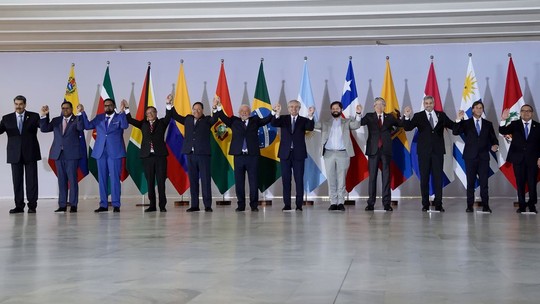 Após polêmica com Lula e Maduro, presidentes sul-americanos assinam ‘Consenso de Brasília’ em defesa da democracia