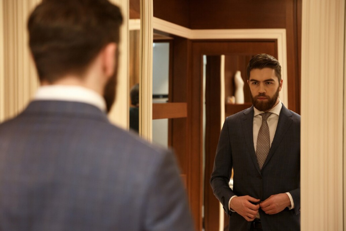 Como lidar com um chefe narcisista?