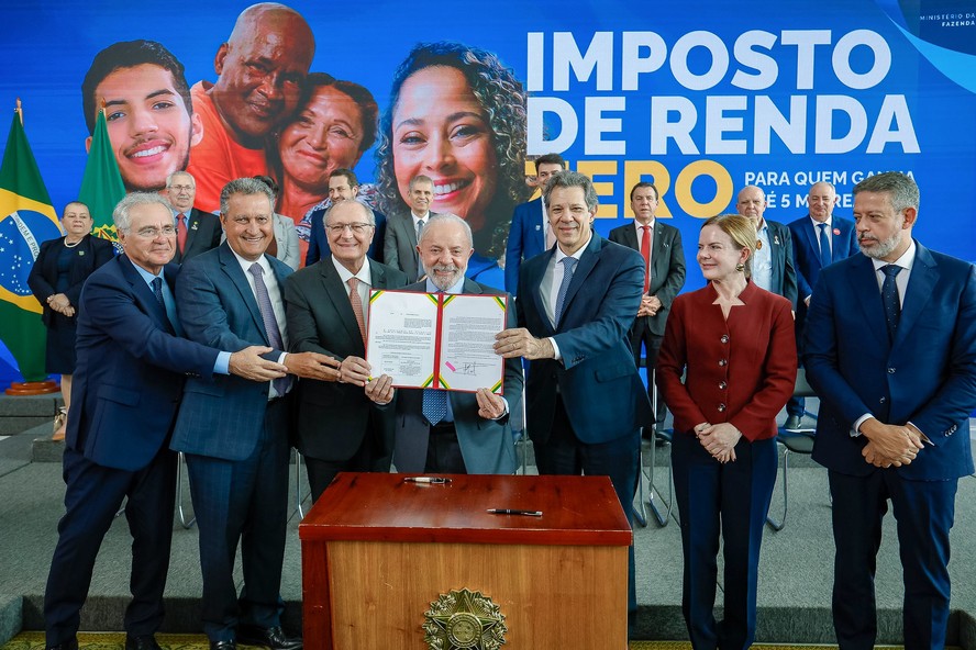 Lula sanciona projeto que amplia isenção do Imposto de Renda para quem ...