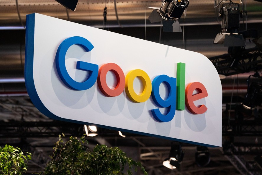 Google enfrenta Departamento de Justiça em histórica luta antitruste, caso desta proporção não acontecia desde 1998, quando a Microsoft foi julgada