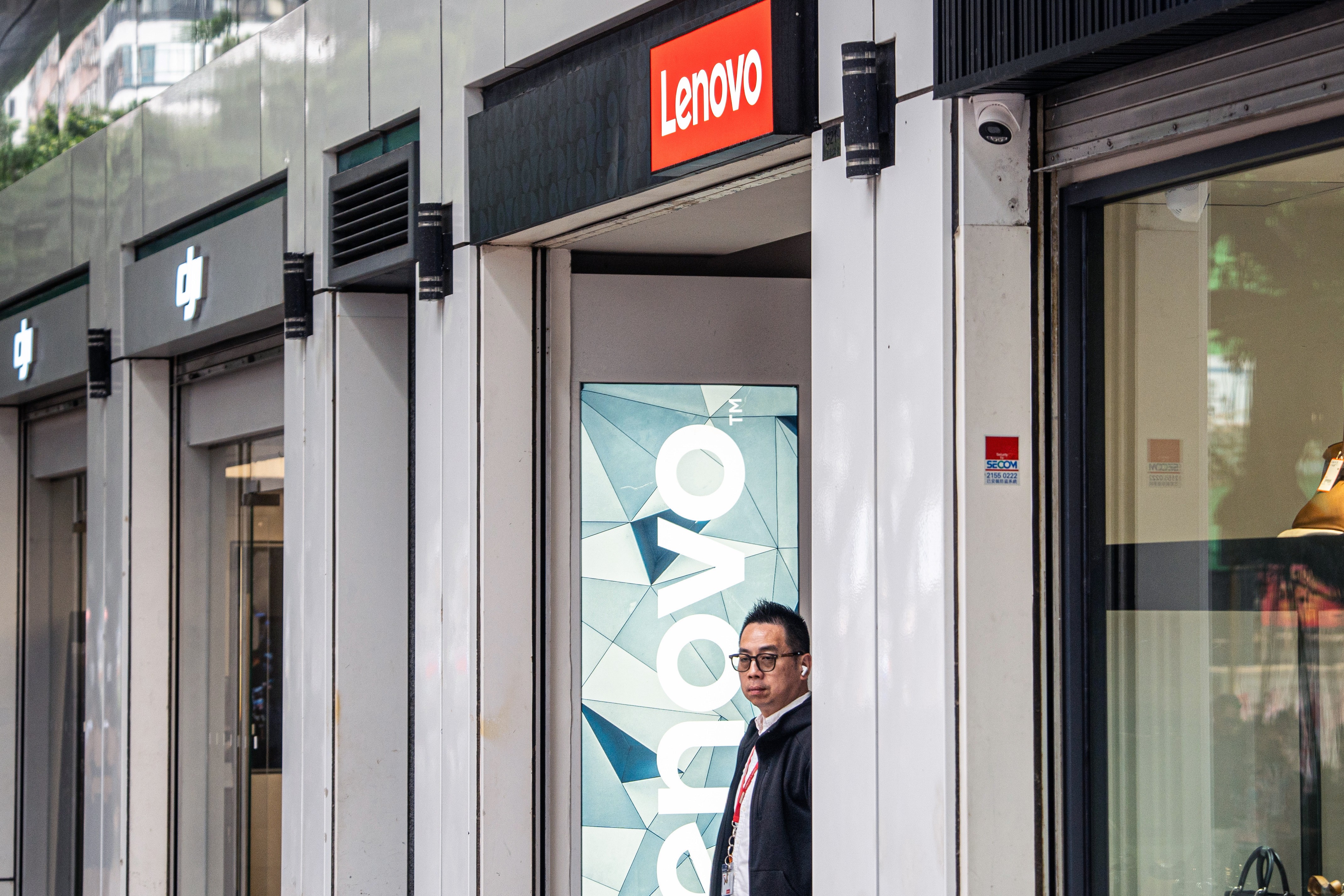 Lenovo registra lucro 6 vezes maior no trimestre fiscal e mira US$ 100 bi em receita