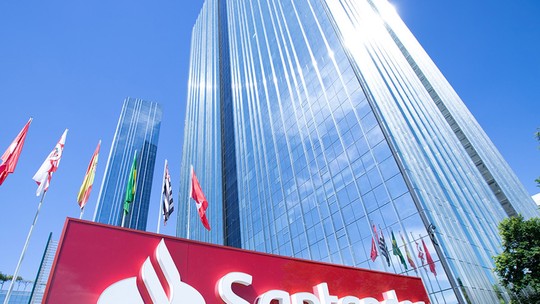 Lucro do Santander sobe para R$ 3 bilhões no 1º trimestre, acima das projeções