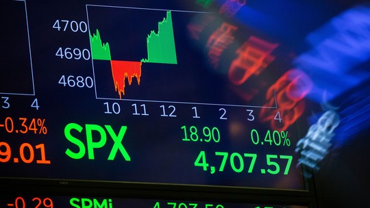Bolsas de NY não firmam direção única após S&P 500 renovar recorde histórico