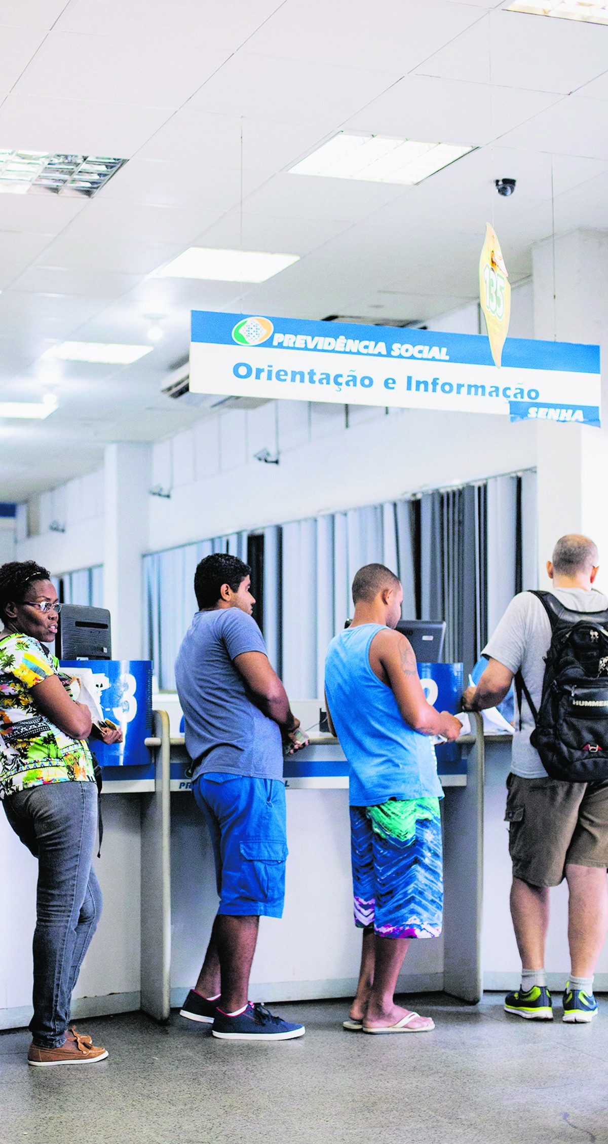 Previdência pública escalará déficit sem nova reforma | 25 anos | Valor ...