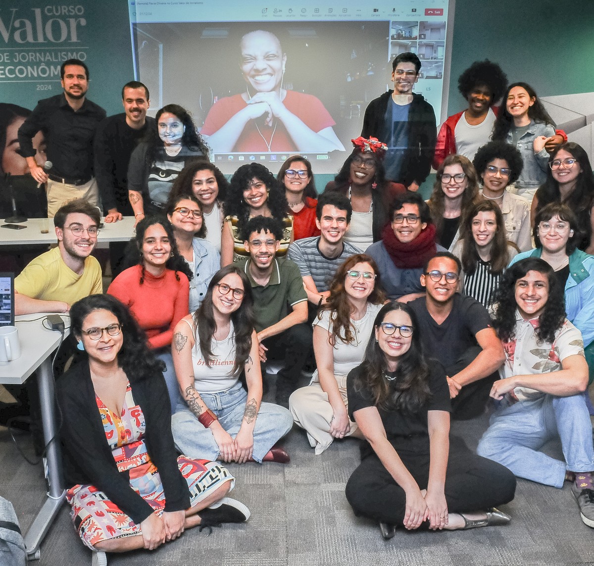Jornalismo em Evolução: Valor Econômico Lança Cursos Temáticos Inovadores em Saúde e Agro