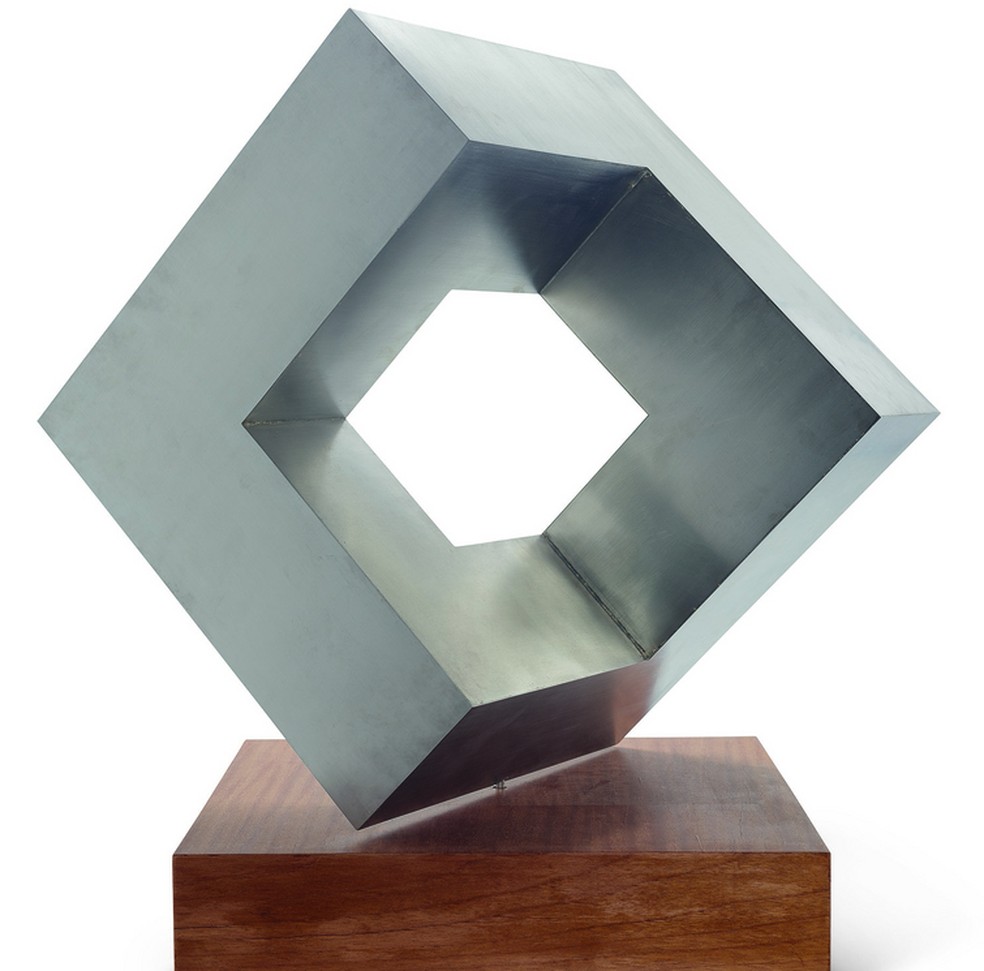 A escultura "Cubo Vazado" (1951-1981) — Foto: Divulgação