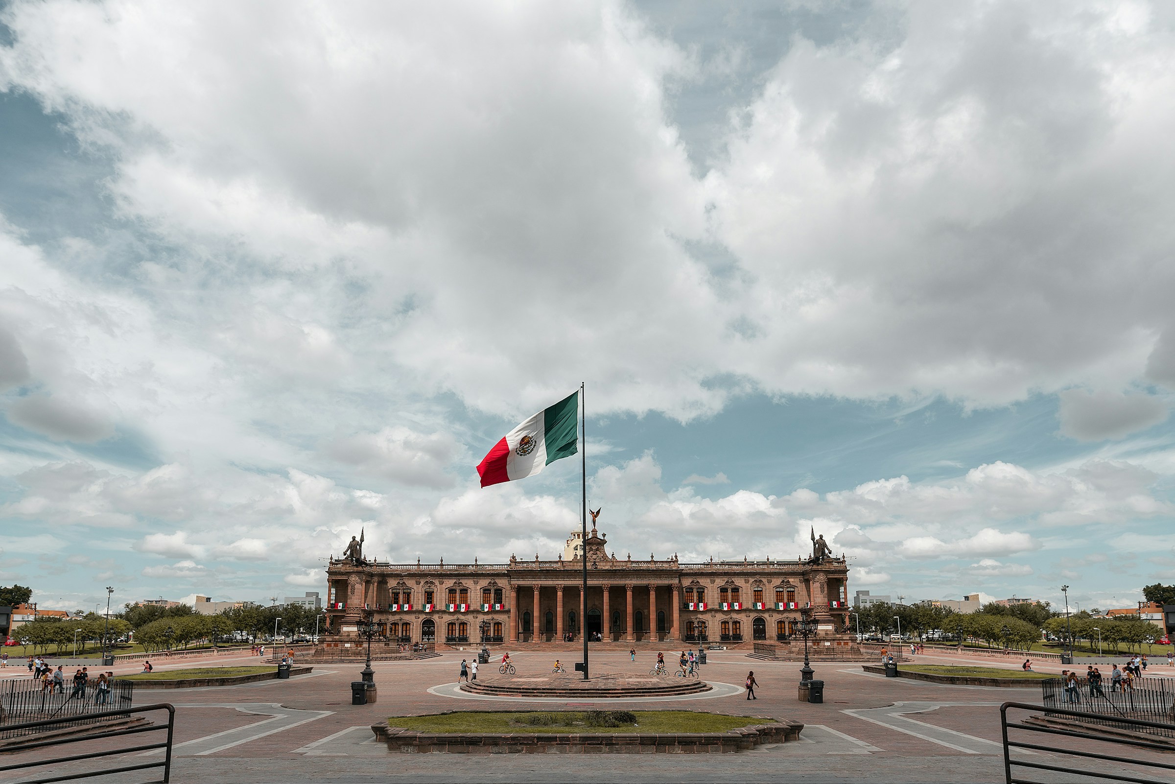 UE e México atualizam acordo comercial antes da posse de Trump