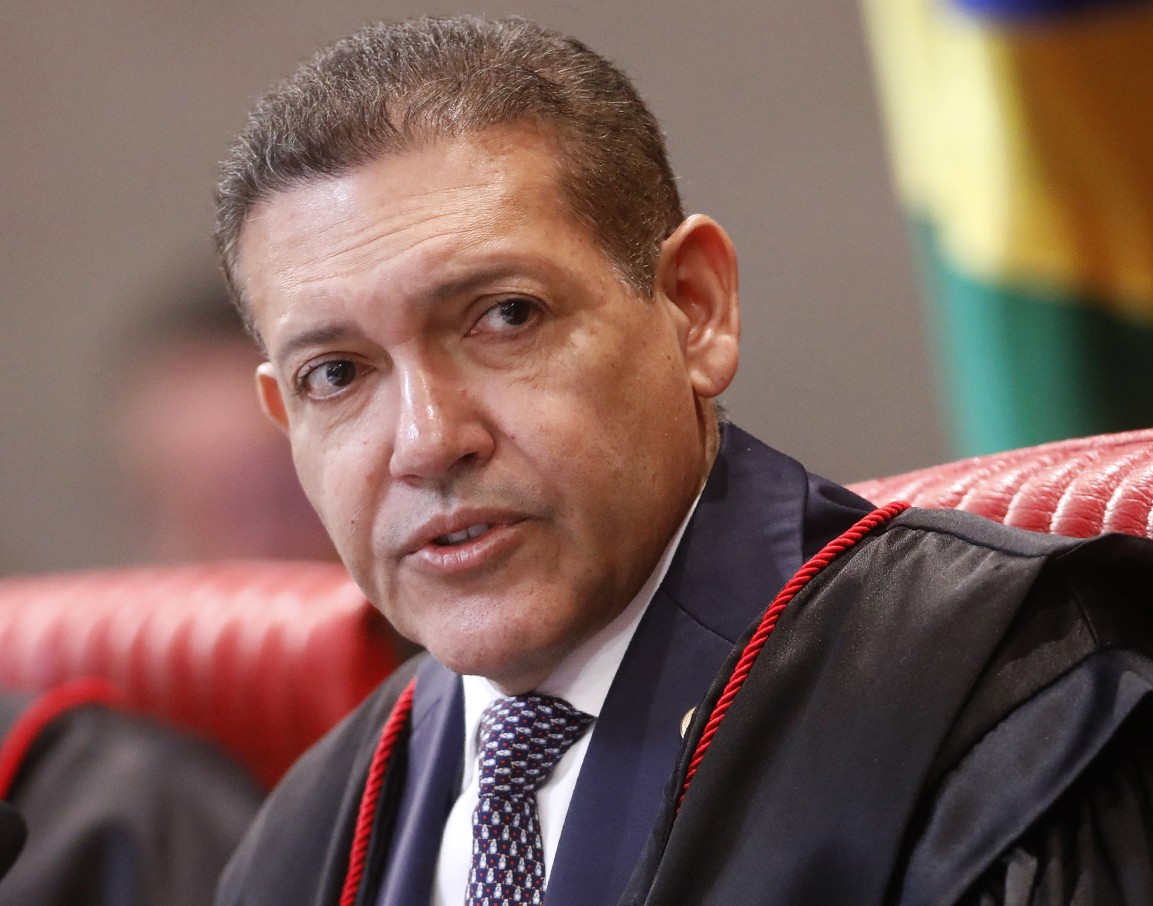 TSE deve ampliar discussões sobre conteúdo de IA - QTU Questões do Universo