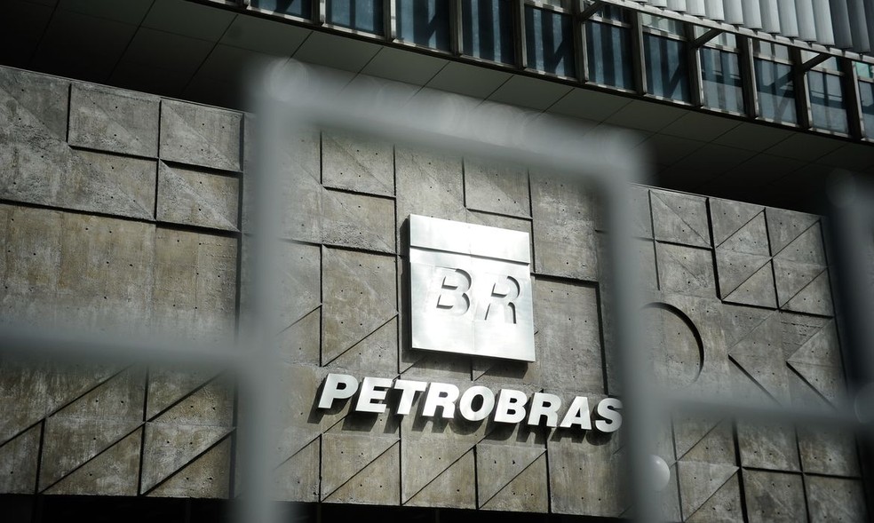 Petrobras assinou contrato de venda de sua participação em 11 concessões do Polo Carmópolis, em Sergipe, por US$ 1,1 bilhão — Foto: Tânia Rêgo/Agência Brasil