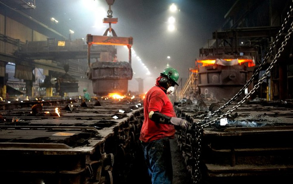 Índice de atividade industrial ISM de Chicago cai para 36,9 em dezembro ...