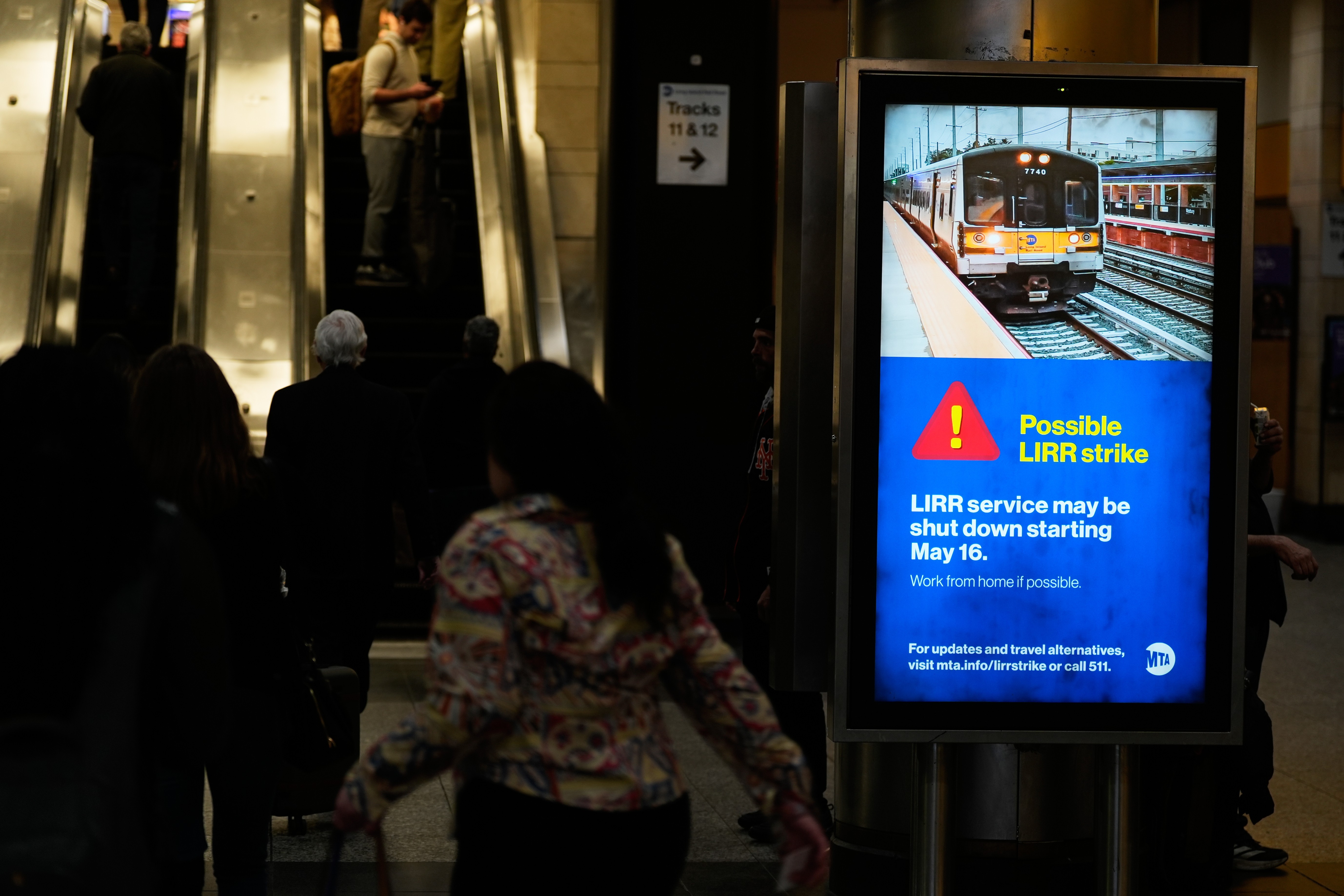 Greve paralisa maior ferrovia de passageiros dos EUA