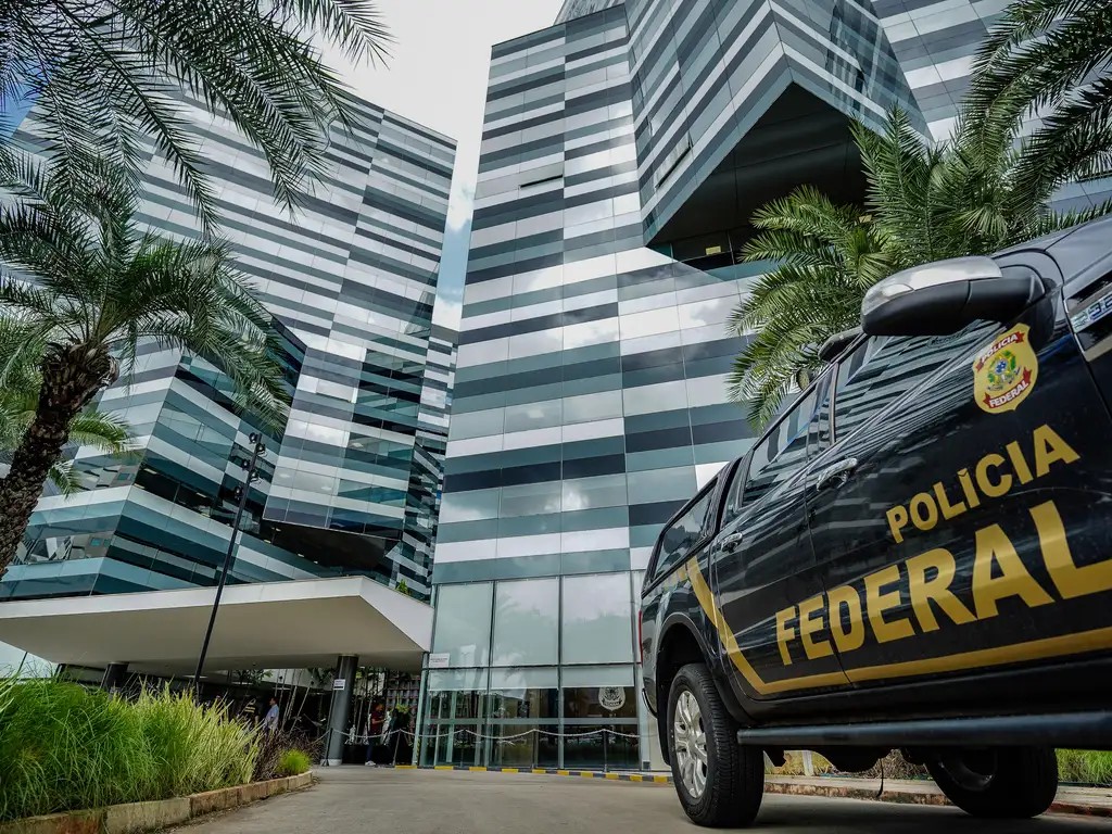 PF realiza operação contra fraude em licitações no governo federal 