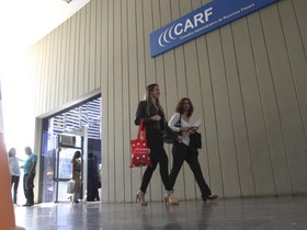Carf mantém parte de cobrança bilionária da Ambev