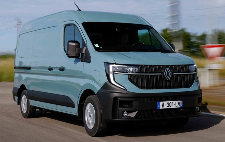 Nova Renault Master chega ao país em 2027 com versão elétrica