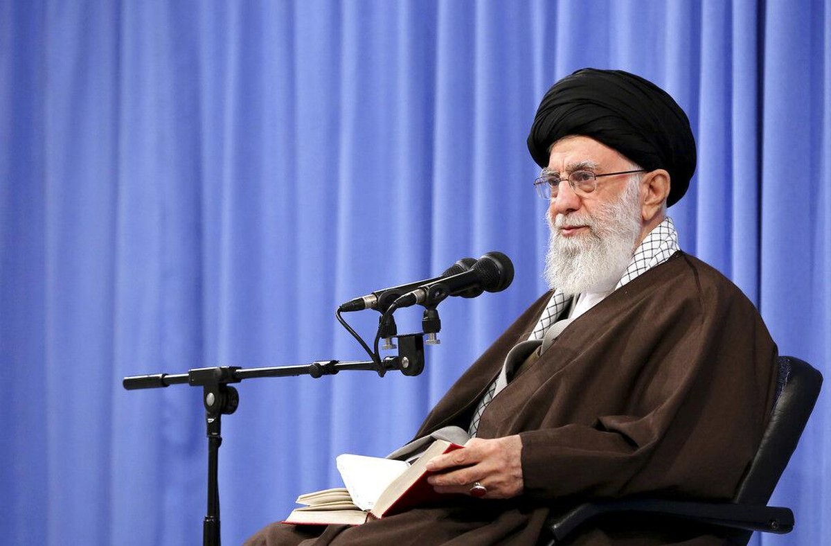 Irã está pronto para responder qualquer novo ataque, afirma Khamenei