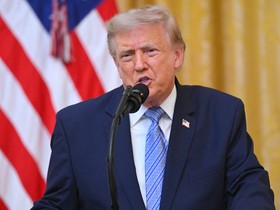Redes de TV não exibem discurso de Trump sobre interferência eleitoral e são alvo de ataques