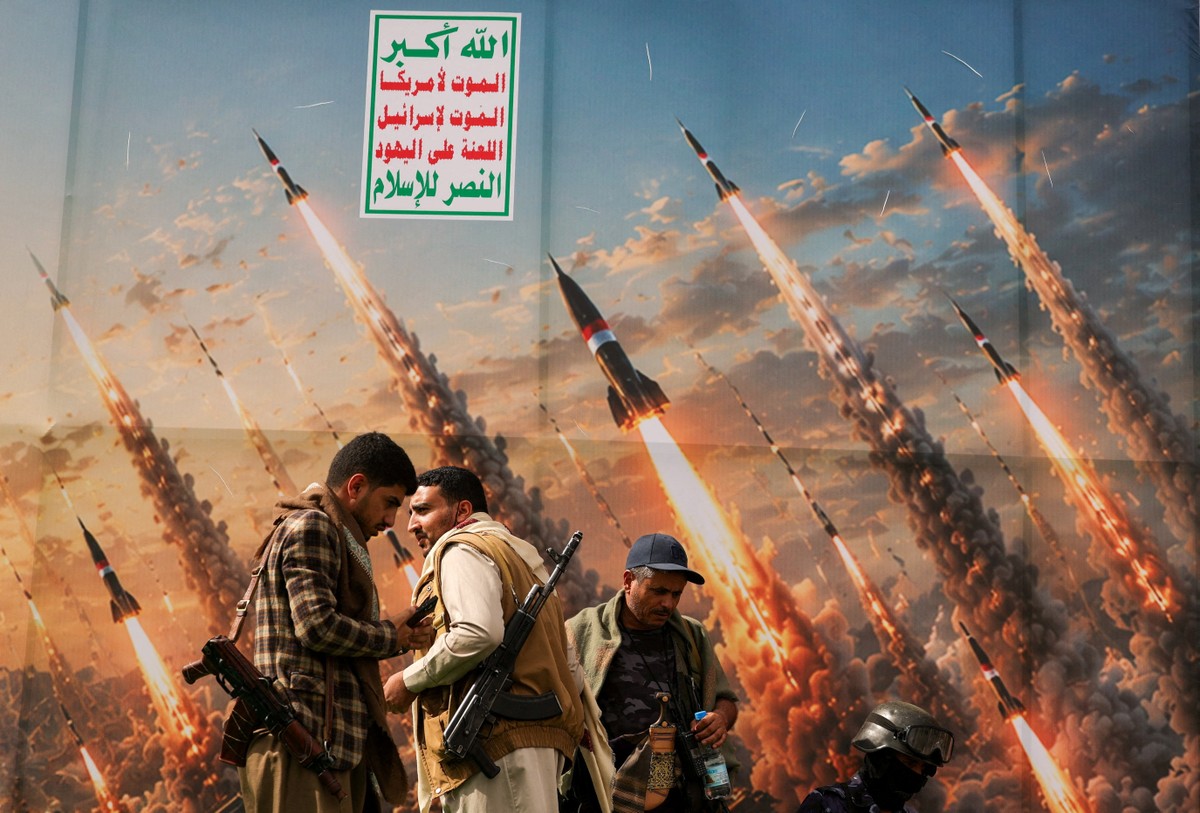 Houthis fire six missiles at Yemen’s Mocha port, killing four civilians