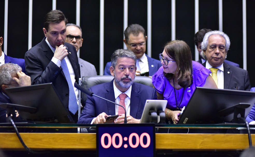 Congresso cancela sessão que analisaria vetos de Lula; deputados pedem  reunião com Haddad - Tribuna do Agreste – o portal de Arapiraca e região