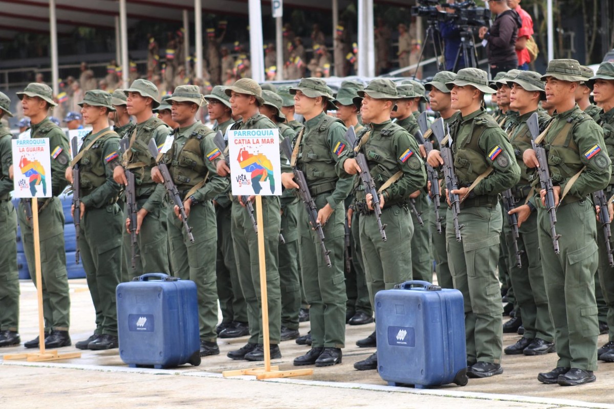 Venezuela prepara ‘guerrilha’ em resposta à ameaça de ataque dos EUA