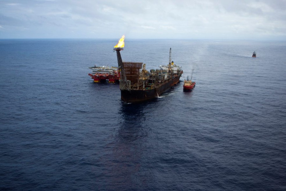 Conselho da Petrobras aprova investimentos para projeto de óleo e gás ...