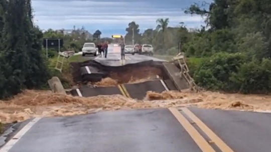 Lula e ministros vão ao Rio Grande do Sul nesta quinta-feira avaliar estragos de enchentes 