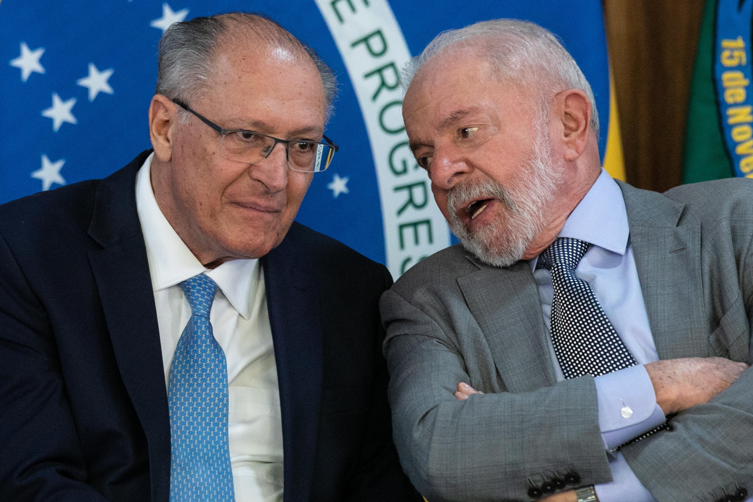 Alckmin diz que Flávio terá mais dificuldades nas urnas do que Bolsonaro em 2022