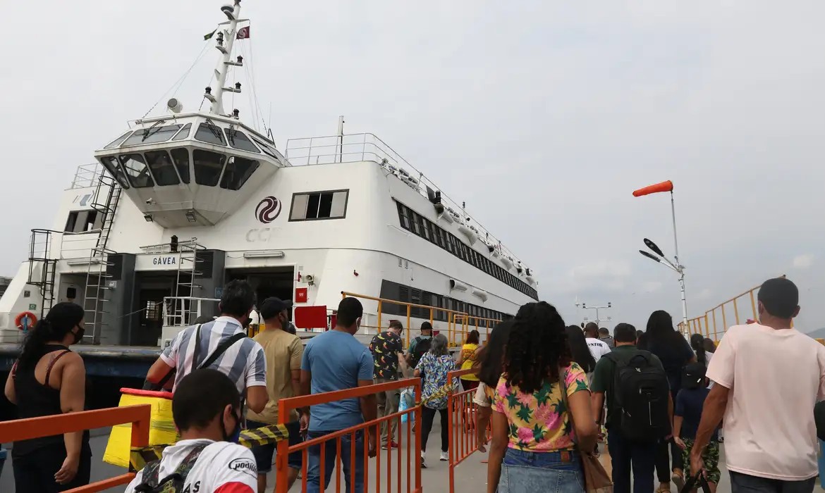 CCR encerra serviço de barcas no Rio de Janeiro após acordo com governo