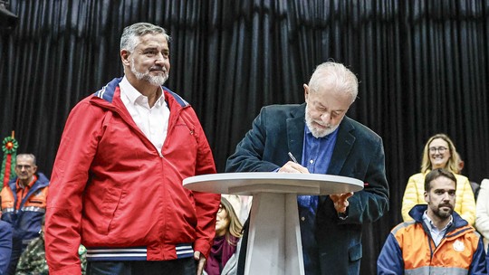 Lula defende nomeação de Pimenta para o RS em almoço com ministros