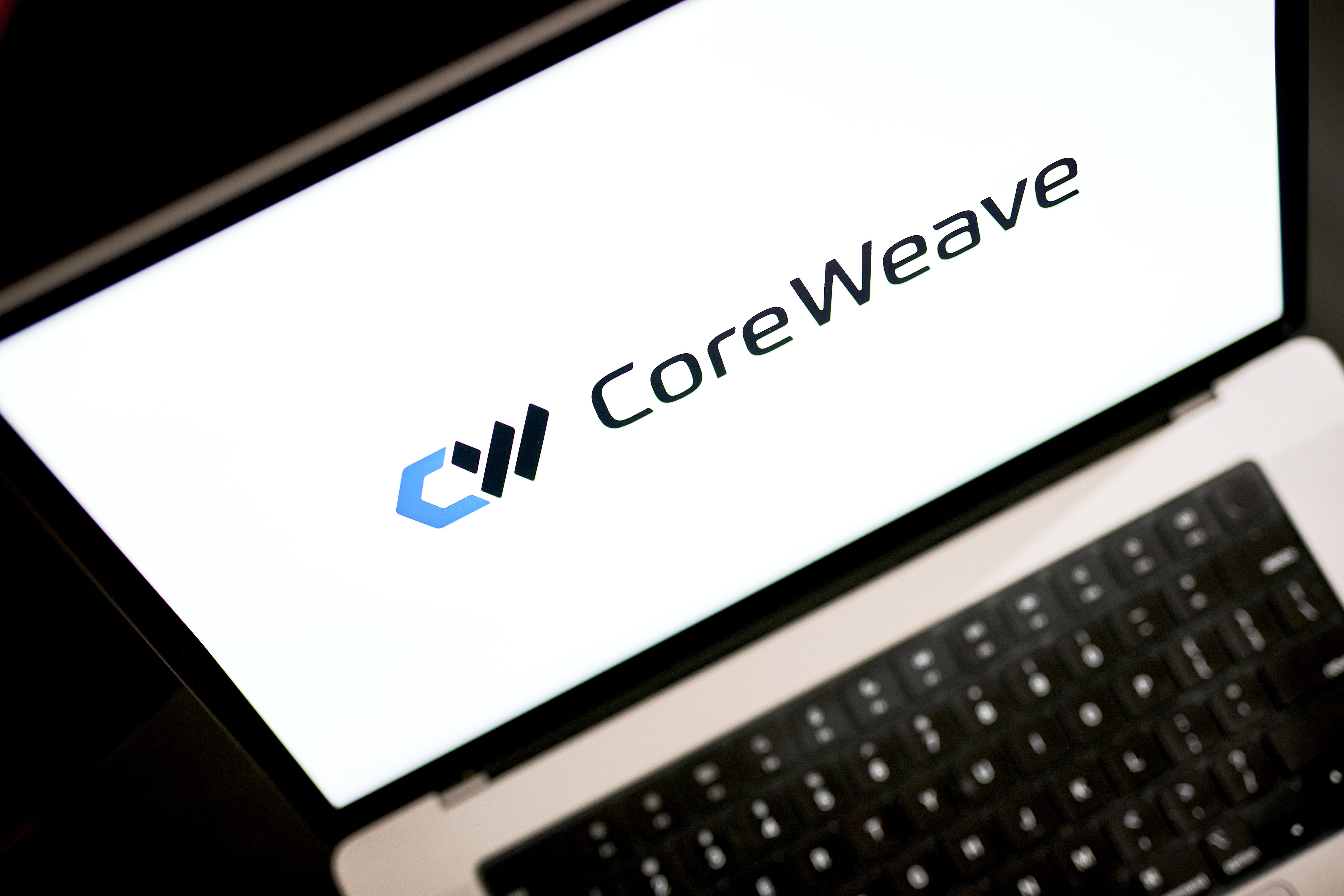 Com CDS perto de 1.000 pontos, CoreWeave expõe fragilidades da corrida pela IA