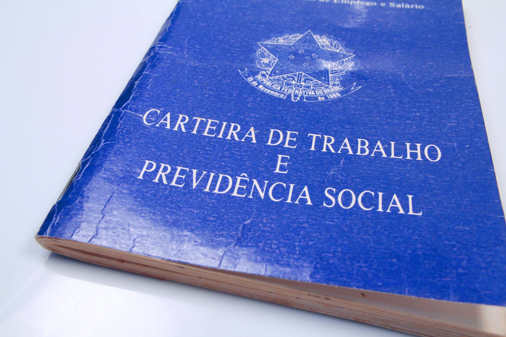 Parecer da PEC 6x1 confirma redução da jornada para 42h após 60 dias da promulgação