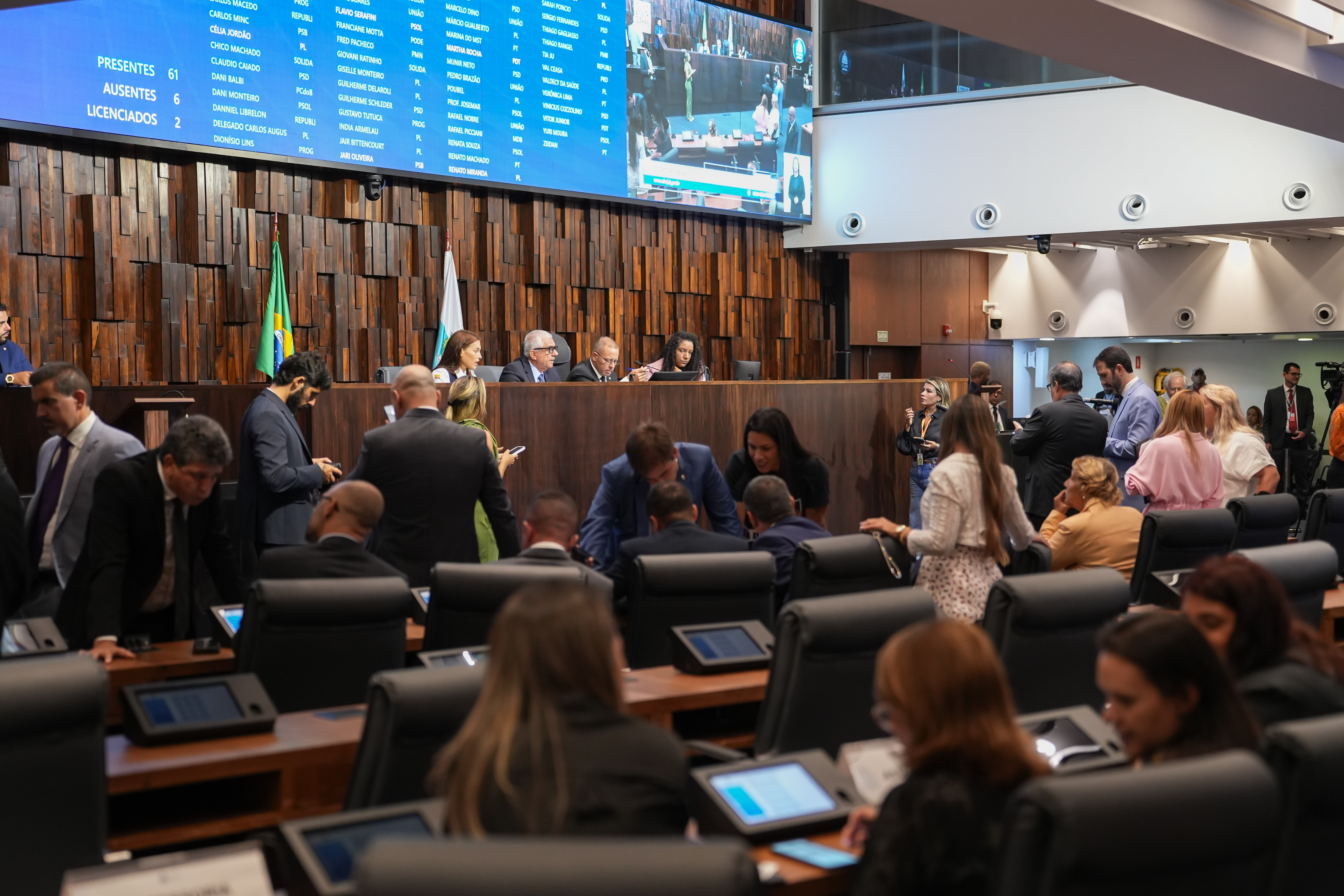 Justiça libera eleição à presidência da Alerj, mas mantém Couto no governo mesmo após pleito